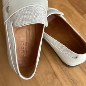Vintage Gucci loafers - so 41 Euro so 8 US - Excellent condition m_63f2caae1741befce82788eb.jpg main image 3